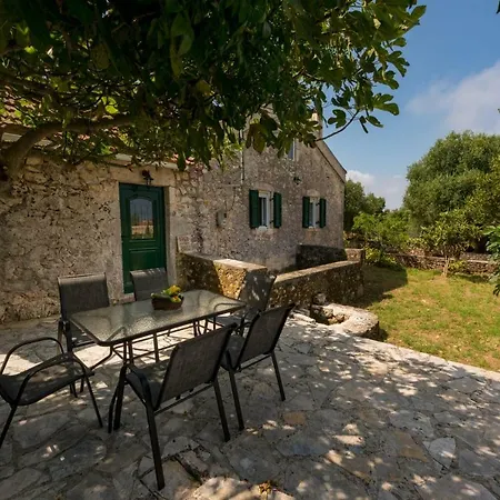 Vila Private Demetra 1768 With Pool - Close To