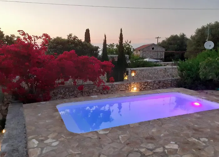 Βίλα Private Demetra 1768 With Pool - Close To Φισκάρδο