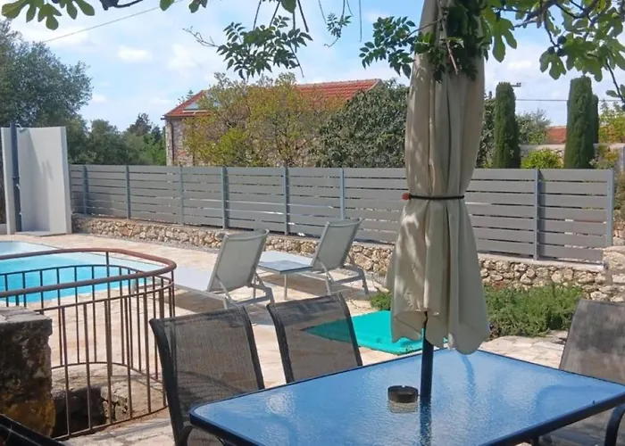 Private Demetra 1768 With Pool - Close To *