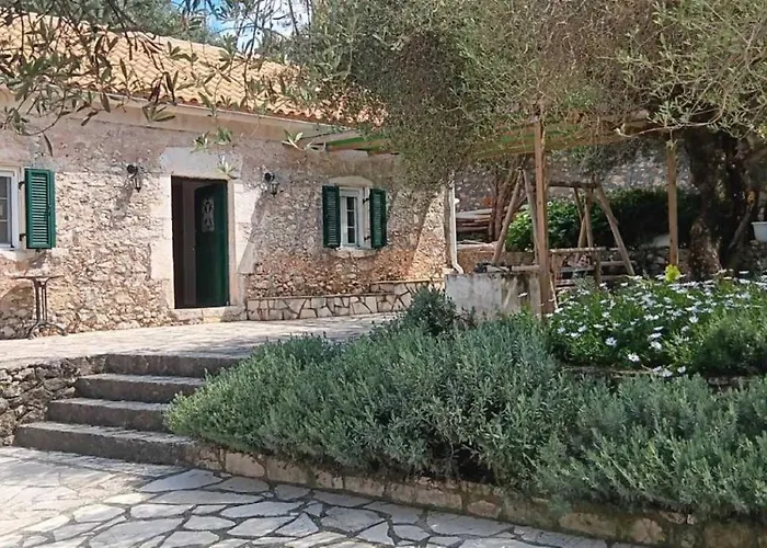 Private Demetra 1768 With Pool - Close To